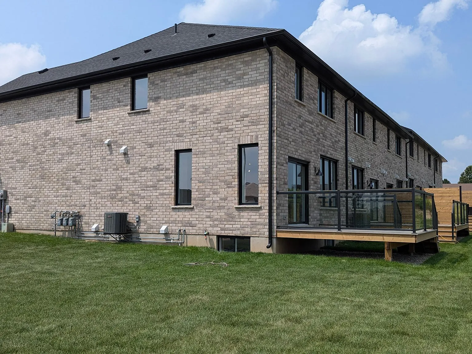 40 Walker Rd Ingersoll — Photo 4