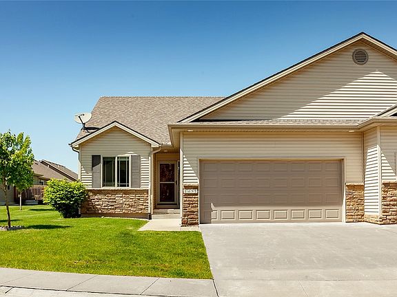 2nd image of 1451 NE Falstaff Ln