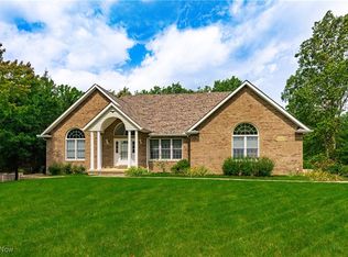 14207 Ryan Dr, Walton Hills, OH 44146