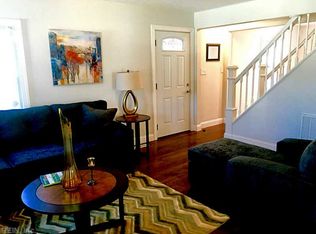 2 Warner Rd, Hampton, VA 23666