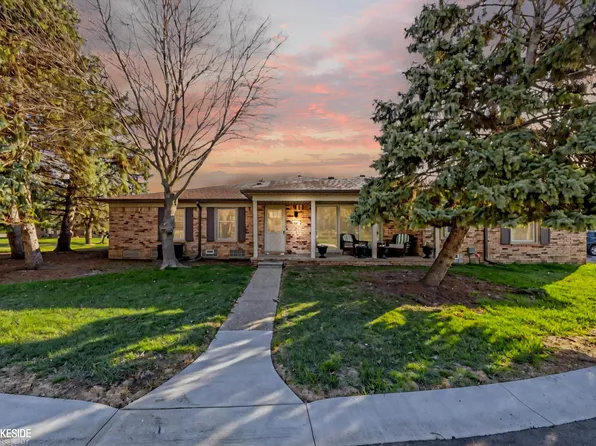 49101 Hickory Ct, Shelby Township, MI 48315