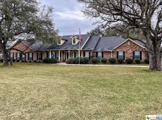 355 Perdido Pointe Cir, Victoria, TX 77905