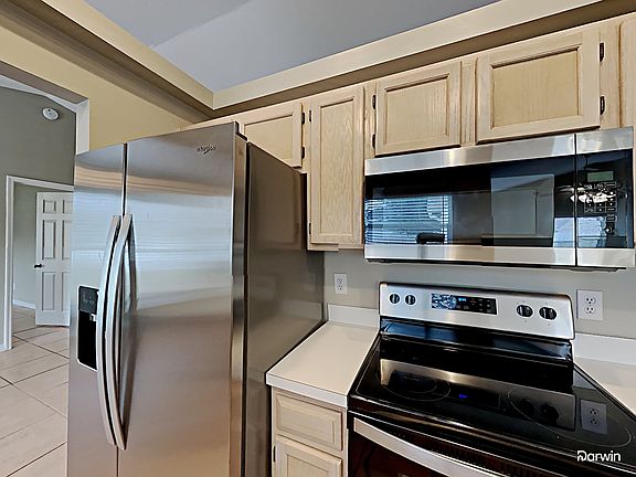 3rd image of 5637 Loma Vista Ct
