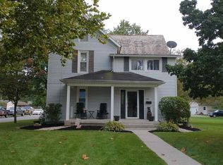 706 W Van Buren St, Berne, IN 46711
