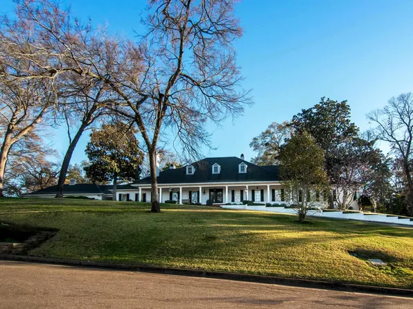 1311 Inwood Rd, Longview, TX 75601