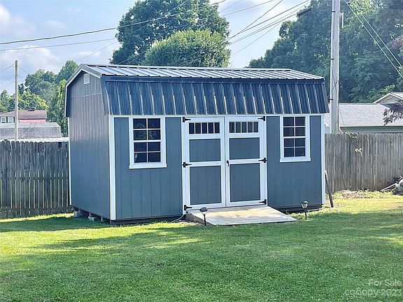 2nd image of 5309 Gentry Cir