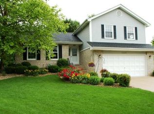 16625 Charnswood Ct, Tinley Park, IL 60477