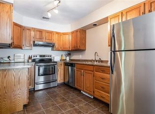 70 S Bay Dr UNIT A6, Narragansett, RI 02882