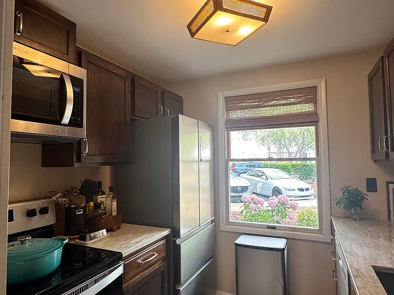 7713 Crown Crest Ct — Photo 6