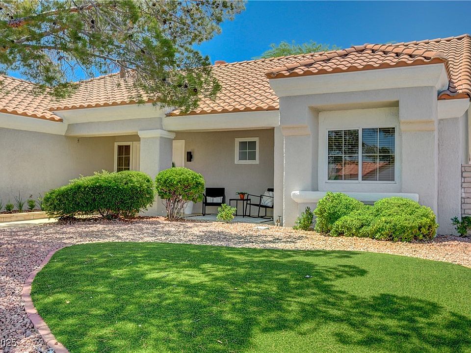 2nd image of 8813 Sundial Dr