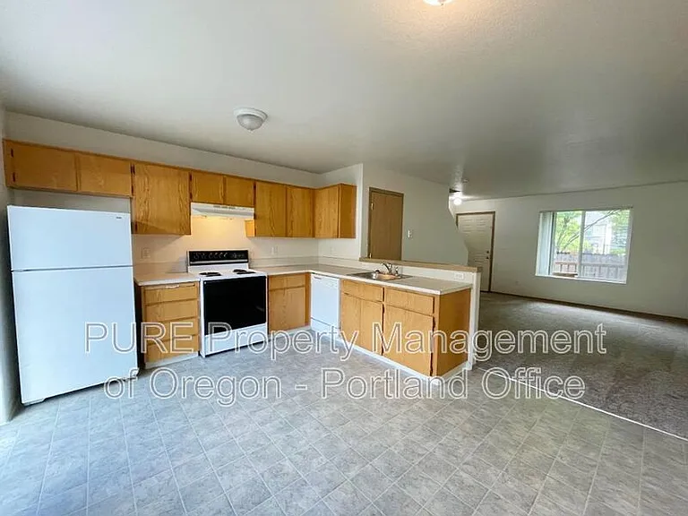 2619 SE 125th Ave #2 — Photo 9