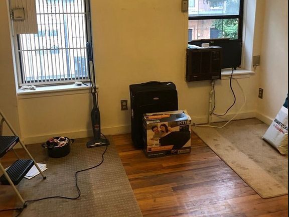 4th image of 324 1/2 E 8th St #2C2
