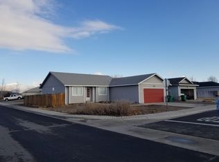 761 Tamsen Rd, Fernley, NV 89408