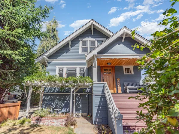 3026 NW 61st St, Seattle, WA 98107