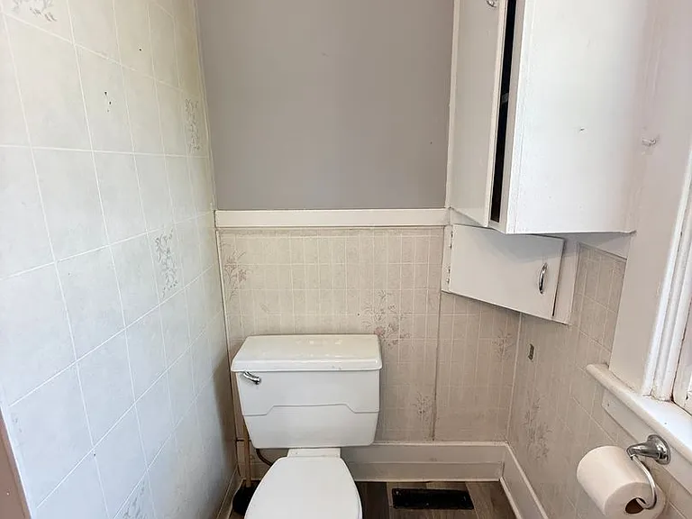 174 Walcott Ave — Photo 15