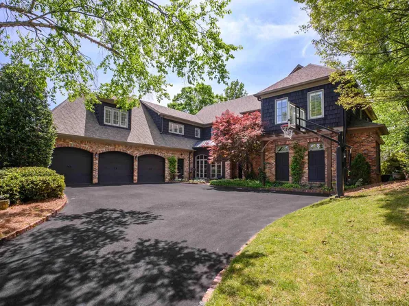 2022 Rosemont Pl, Vestavia, AL 35243