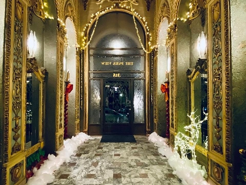 Lobby decorated for the end of the year Holidays