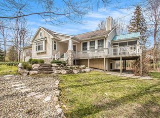 7155 Cottage Ln, South Haven, MI 49090