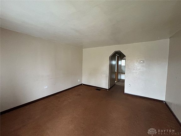 5th image of 4528 Byesville Blvd