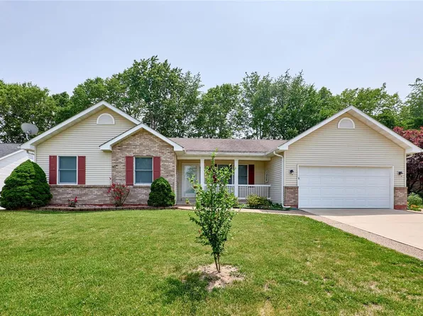 316 Fourbush Ct, Winfield, MO 63389