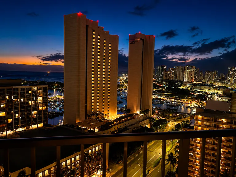 1778 Ala Moana Blvd #25 — Photo 8