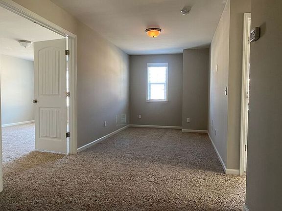 5th image of 2533 Miranda Dr
