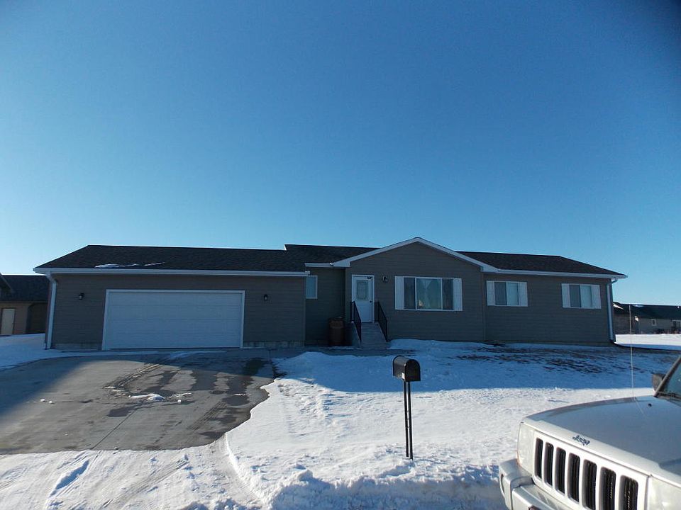 1st image of 2601 Prairie Eagle Cir E