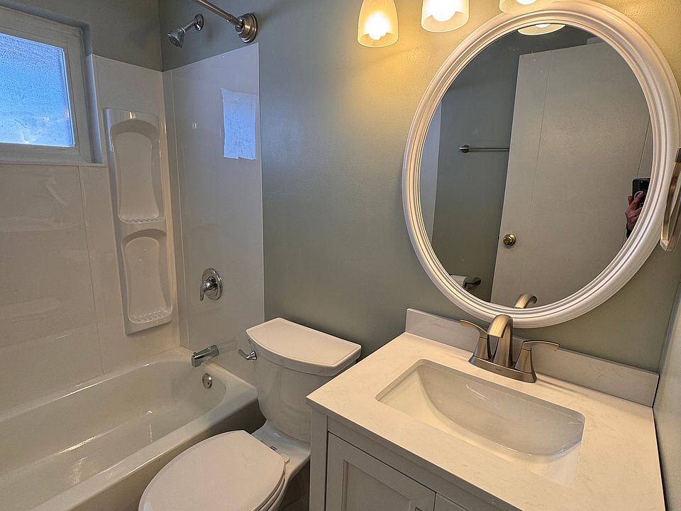 1st image of 4860 Exchange Dr