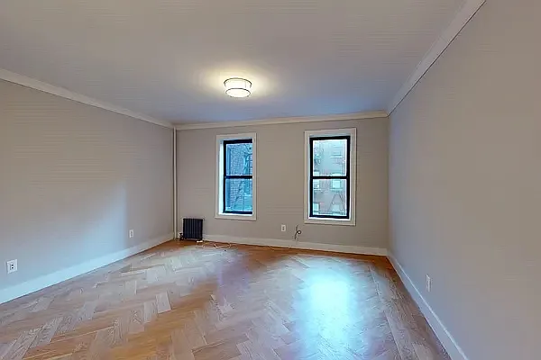 Rented by C2R Management LLC | media 3