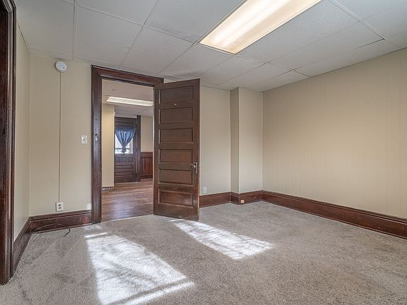 3rd image of 453 Penora St APT 3