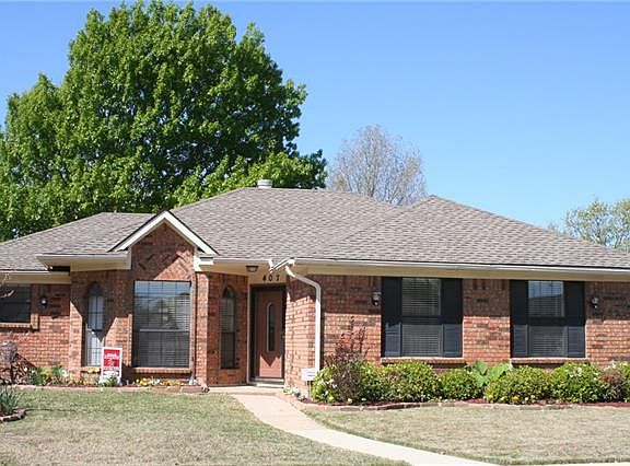 2nd image of 407 Parkwood Ln