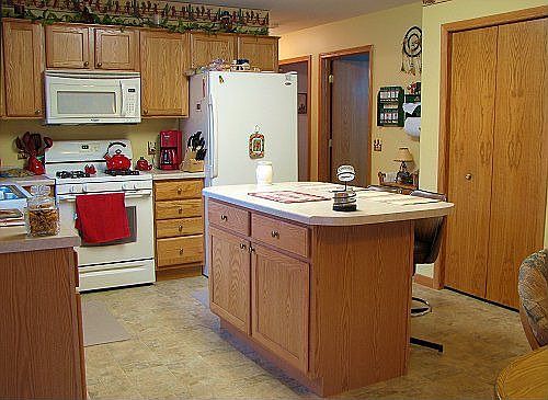 Center Island in Kitchen