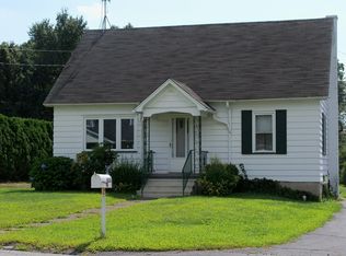 822 Suscon Rd, Pittston Township, PA 18640