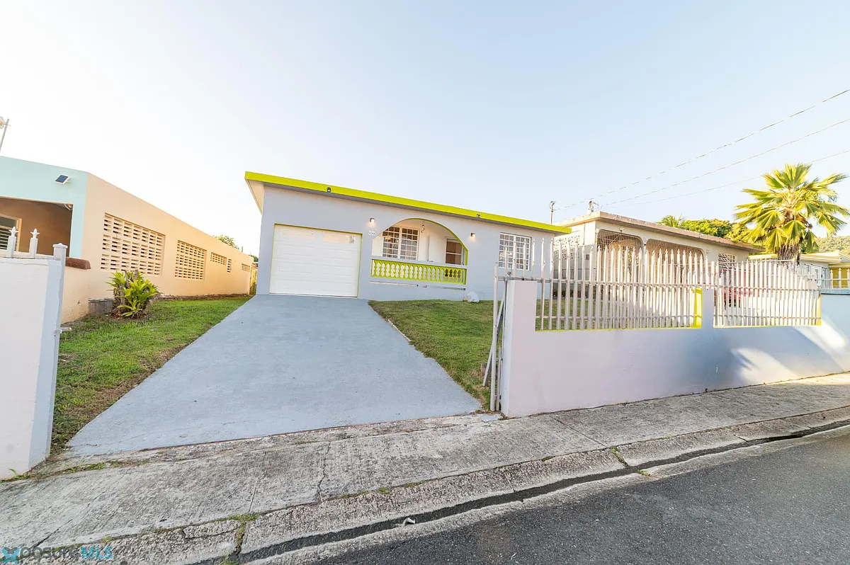 Building Photo - 499 Calle 27