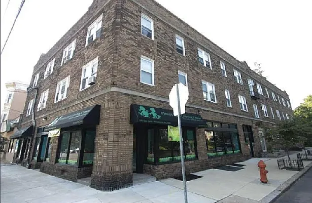 1260 Oak Lane Ave #J — Photo 2