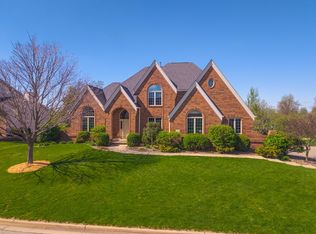 402 Northridge Cc Ests, Normal, IL 61761