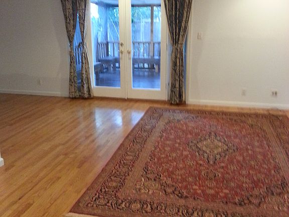 2nd image of 2379 Stratford Dr