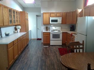 401 N Marshall St, Prairie City, IA 50228
