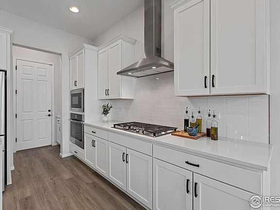 5th image of 2844 Hagerman St