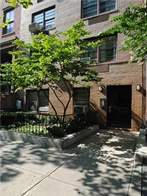 Rented by Buchbinder & Warren | media 9