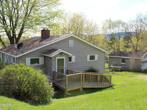 20 Profile St, Lanesboro, MA 01237