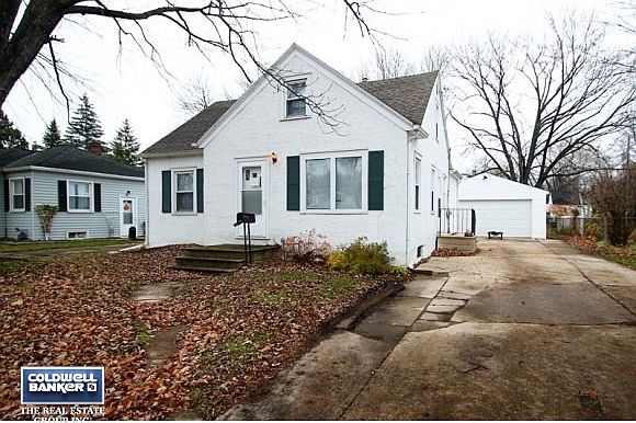 1st image of 1112 Marshall Ave