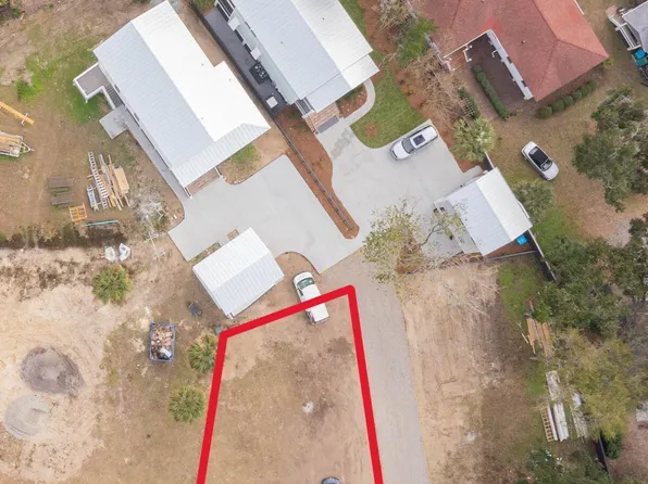 701 14th St, Pt Royal, SC 29935