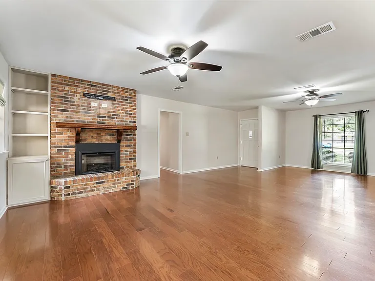 12115 Elva Dr — Photo 5