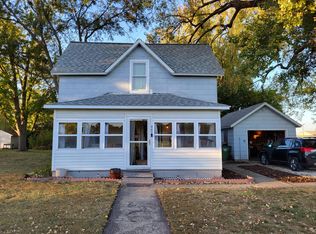 443 E Sycamore St, Ogden, IA 50212