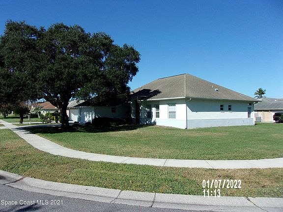 2nd image of 239 Lake Shore Dr #0