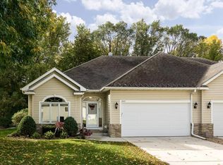 4345 Priorwood St SE, Prior Lake, MN 55372