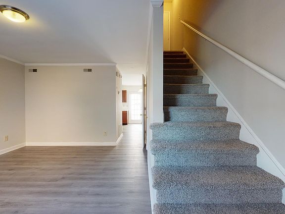 4th image of 5308 Montague St #823e53183