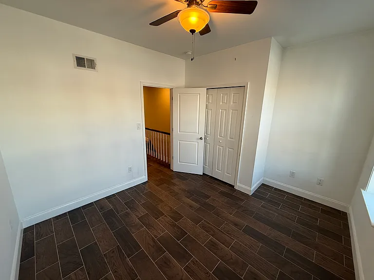 2226 Dickinson Street — Photo 3