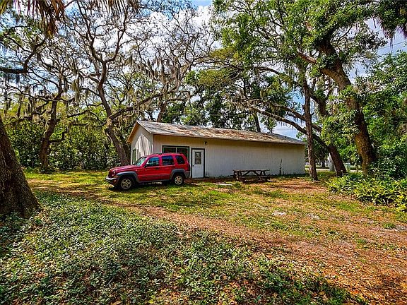 2nd image of 1216 51st Avenue Dr W